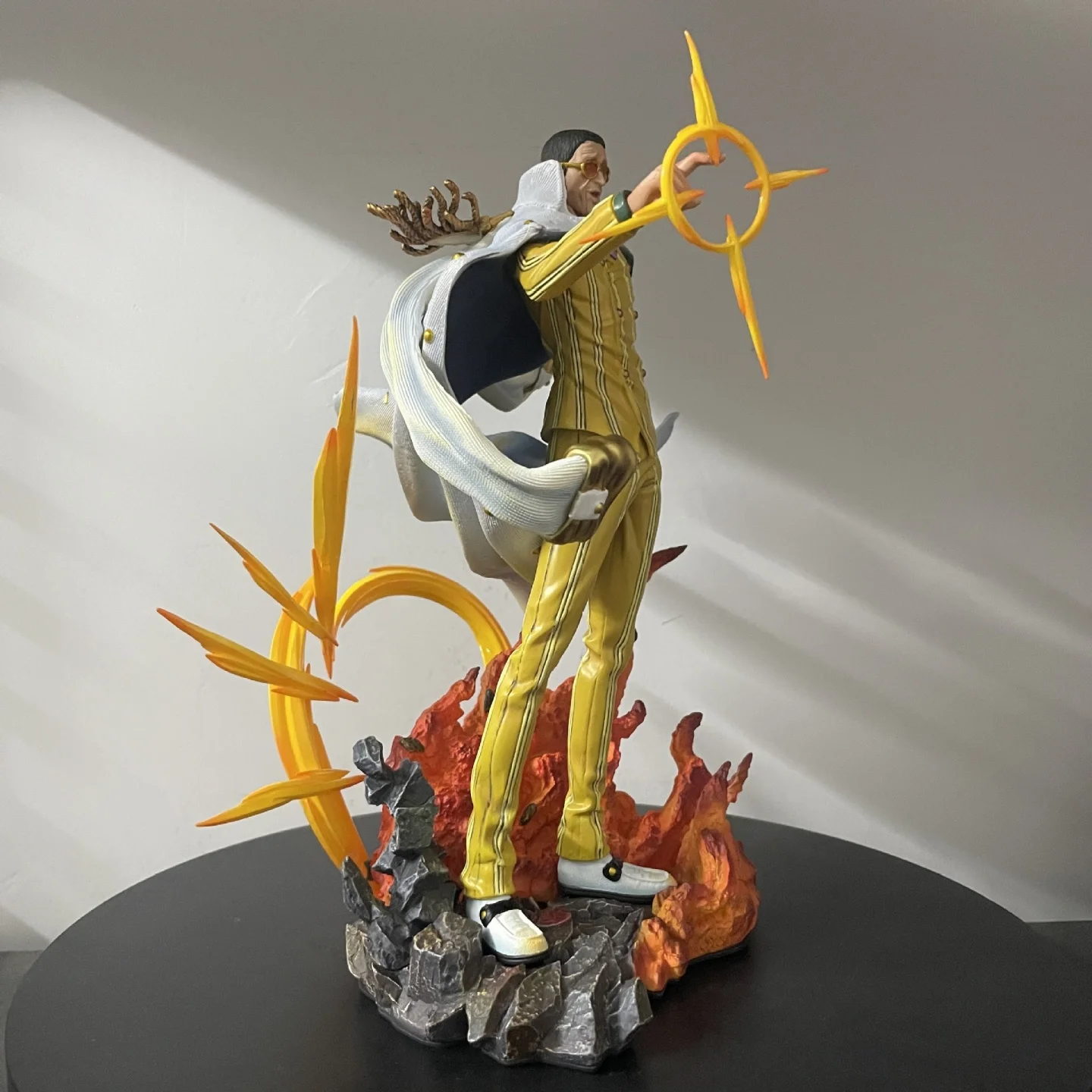 27 centimetri Nuovo One Piece Anime Figura Borsalino Periferico PVC Modello Scena Glow Statua Decorazione Del Desktop Ornamenti Regali Di Compleanno Giocattolo