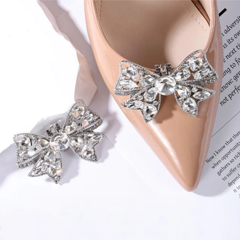 1PCS Crystal Bow Tie Shoe Buckle Clips Diamond Butterfly Crystal Women's Shoe Accessories Shoes Rhinestone Charm Decoration