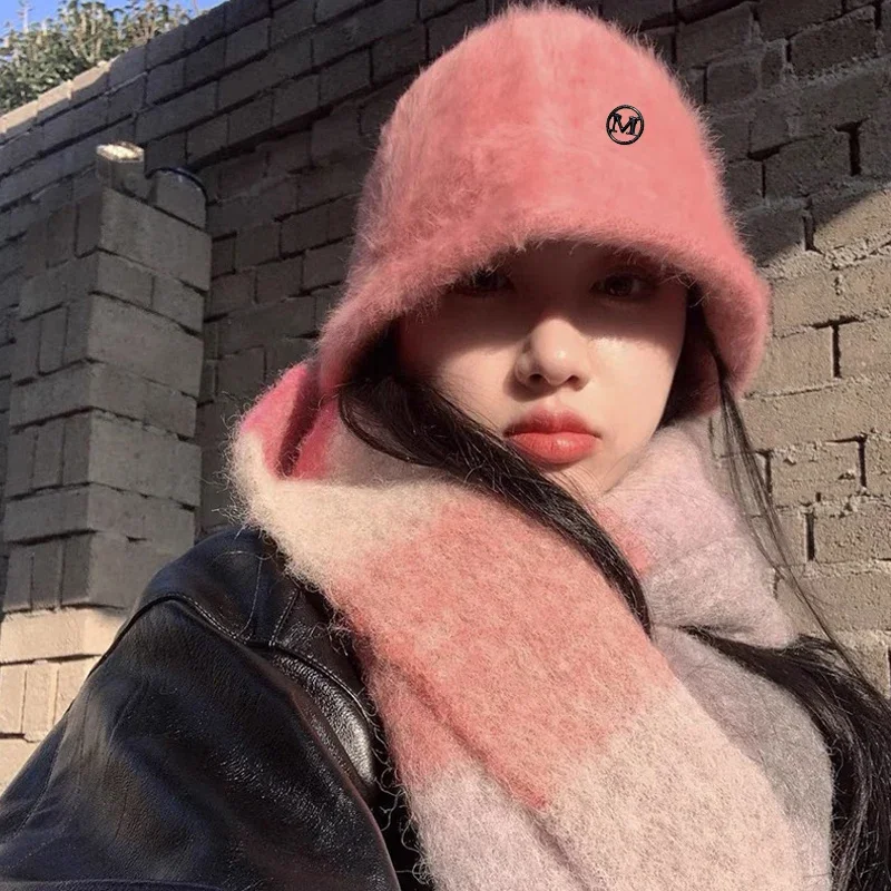 Korea Designer M Bucket Hat Woman Warm Plush Angola Rabbit Fur Hat Lady Autumn Winter Ins Fashion Basin Hat Retro Fluffy Panama