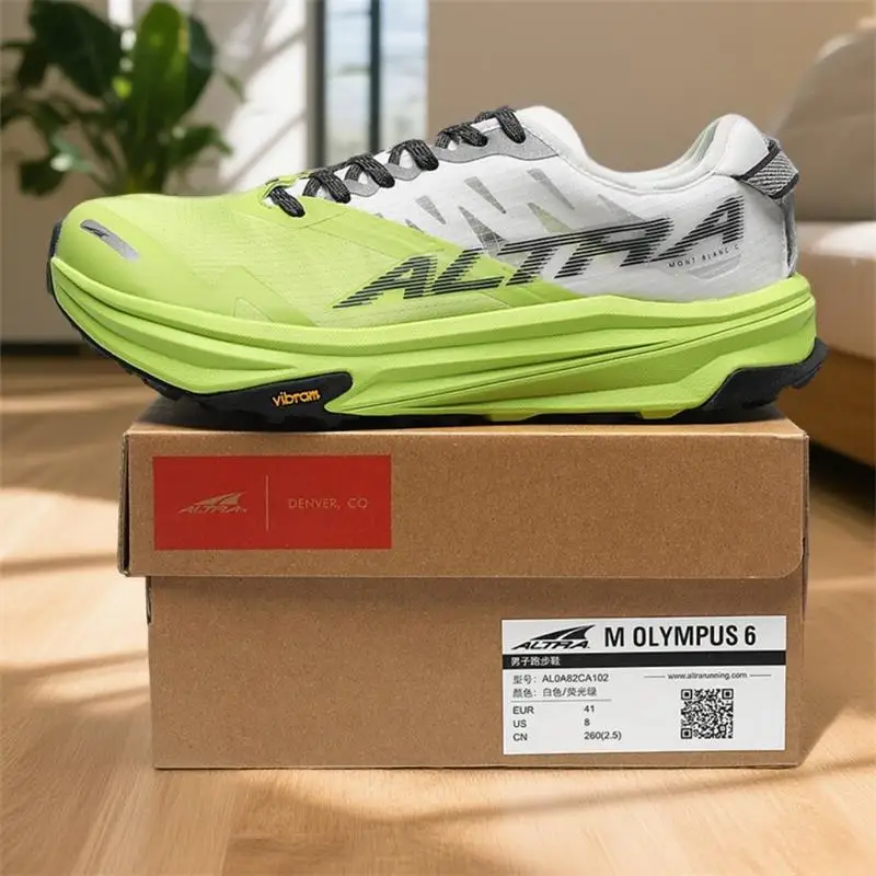 

Waterproof Slip-ResistantLined WarmKnee - protecting Cushioned Running Shoes, Tech Midsole, Worry - free for Long Run