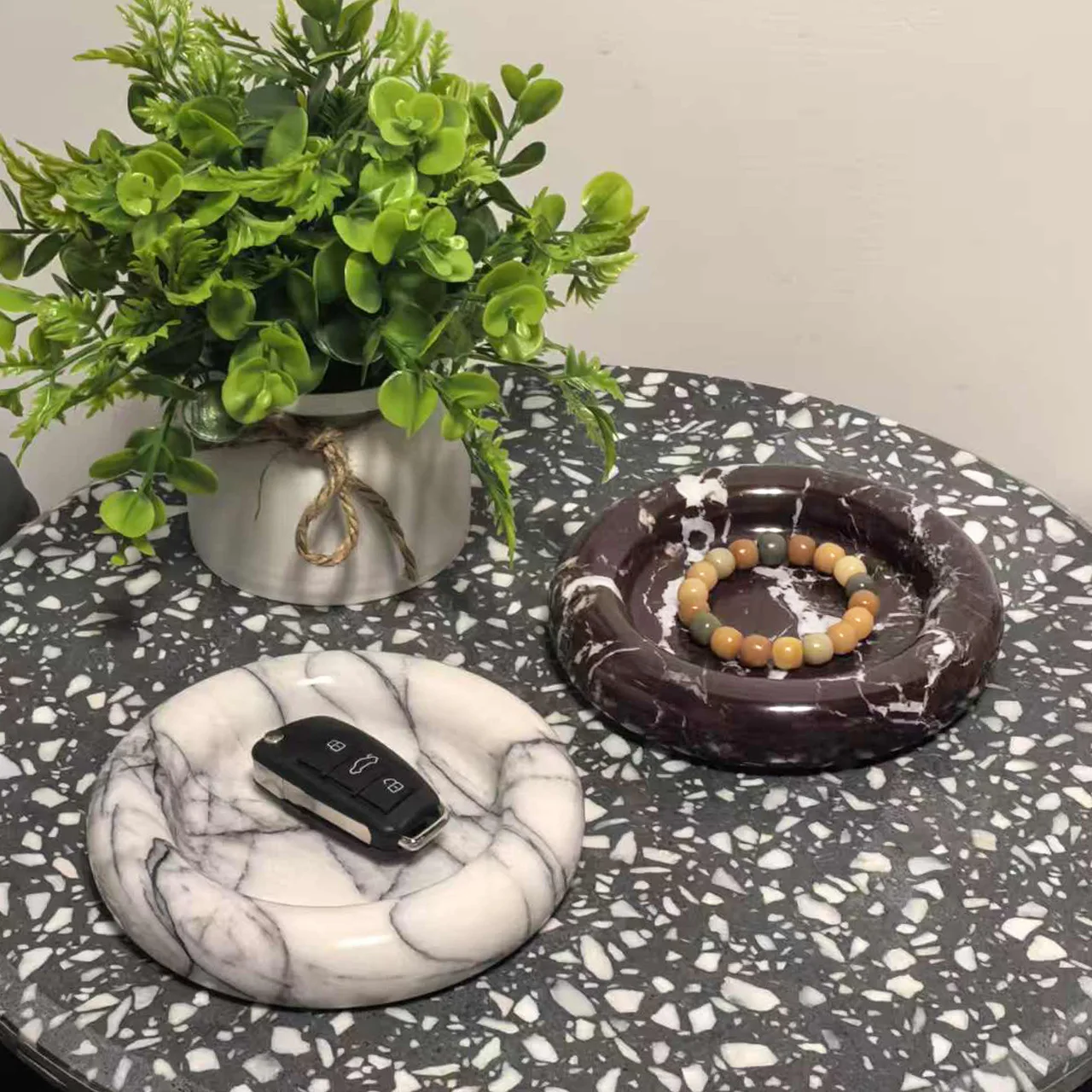 Natural Marble Tray Luxury Round Tray Jewelry and Cosmetics Organizer Tray