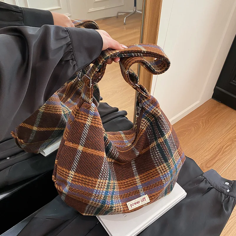 Retro Contrast Color Plaid Women Woolen Crossbody Bags Versatile Ladies Shoulder Underarm Bag Large Capacity Girls Tote Handbag
