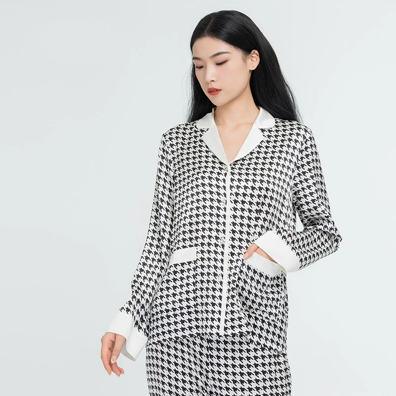 

19 Momme Houndstooth Silk Pajamas