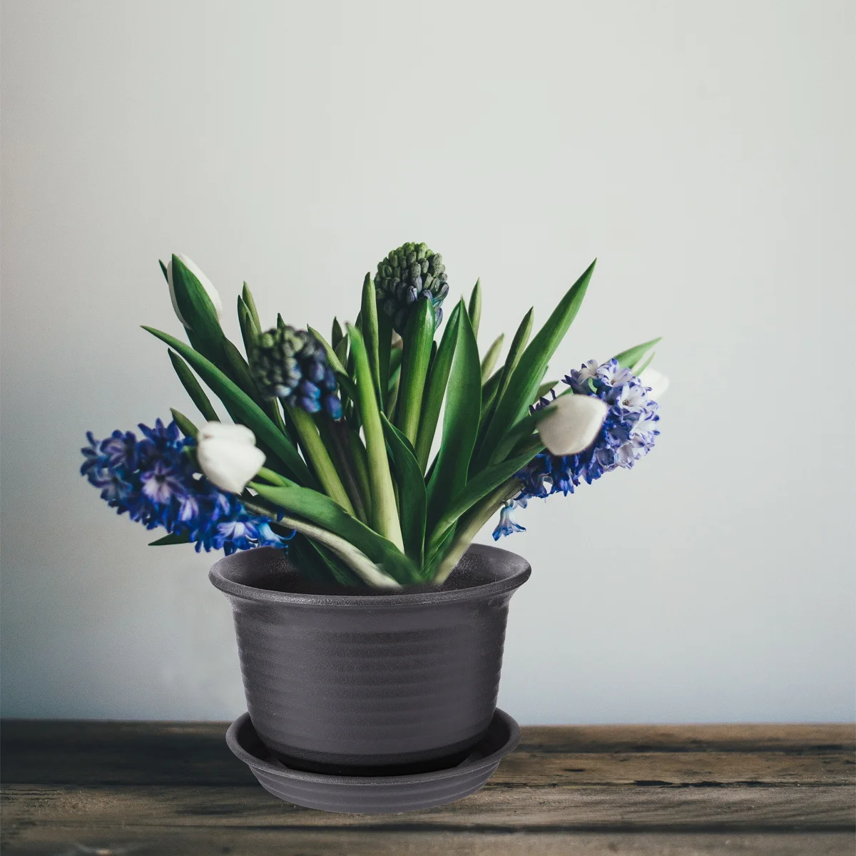 

4Pcs Resin Flower Pot Planters Durable Resin Garden Flower Container for Indoor Outdoor Home Office Drain Hole