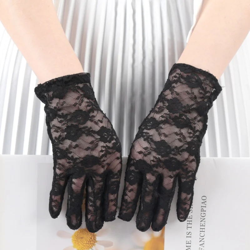 Women Lace Short Tulle Black Summer Uv-proof Driving Gloves Female Thin Fishnet Mesh Gloves Fashion Full Finger Mittens