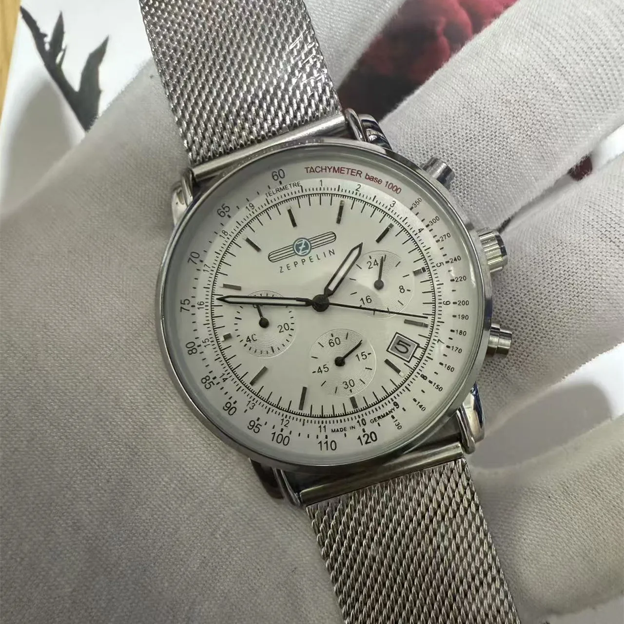 Jam Tangan Pria Seri Zeppelin 8886M Baru Terlaris Jam Tangan Kuarsa Tanggal Waktu Tiga Jarum Kecil Jam Tangan Bisnis Retro Klasik