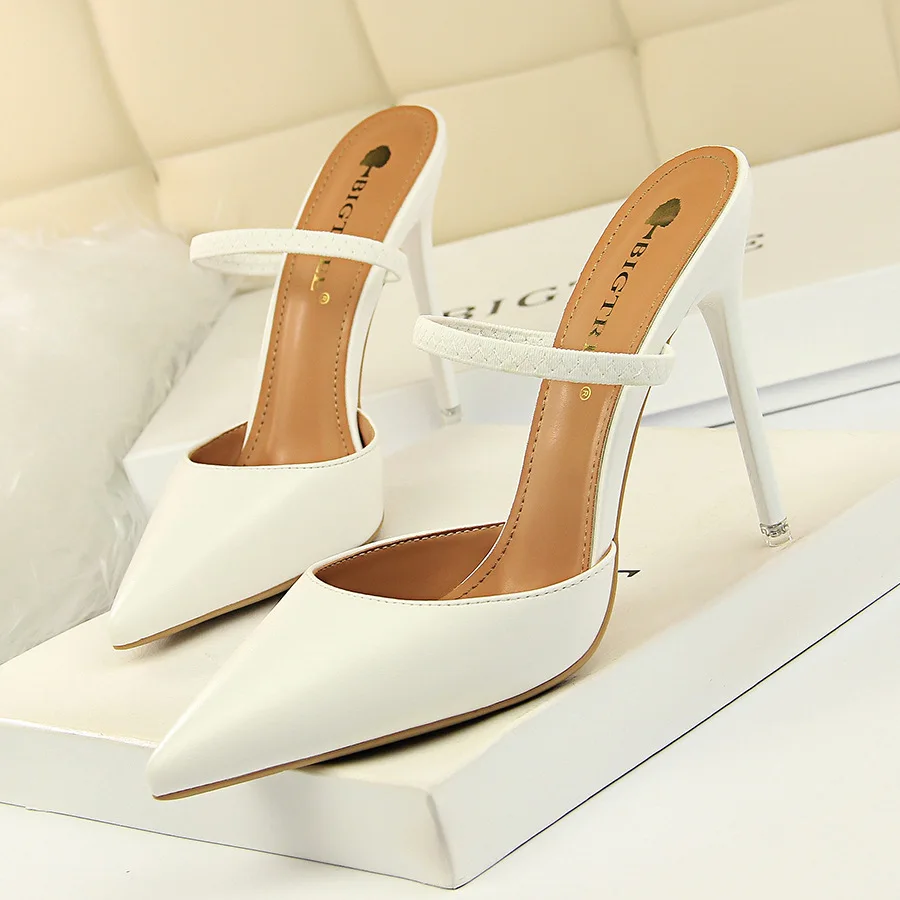 

Baotou Minimalit Tyle With Thin High Heel, Pointed Mouth, Hallow Cutout, And A Traight Line Trap For Women Pumps