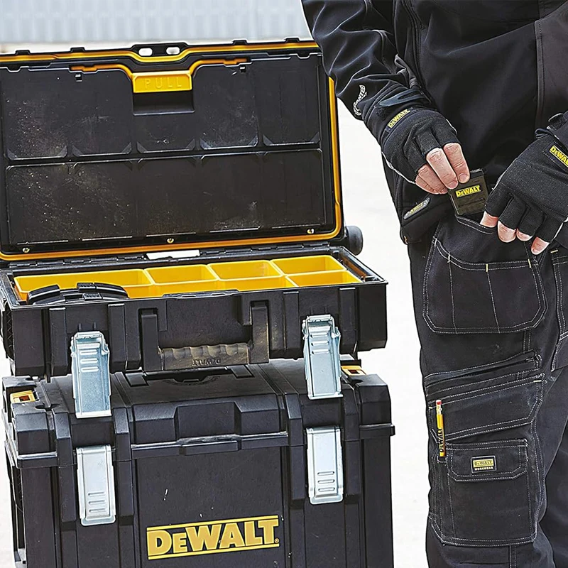 DEWALT DT70522T Extreme Flextorq Impact Screwdriving Set 16-Pcs Bit Holder 25mm Mixed Set Tool Attachments