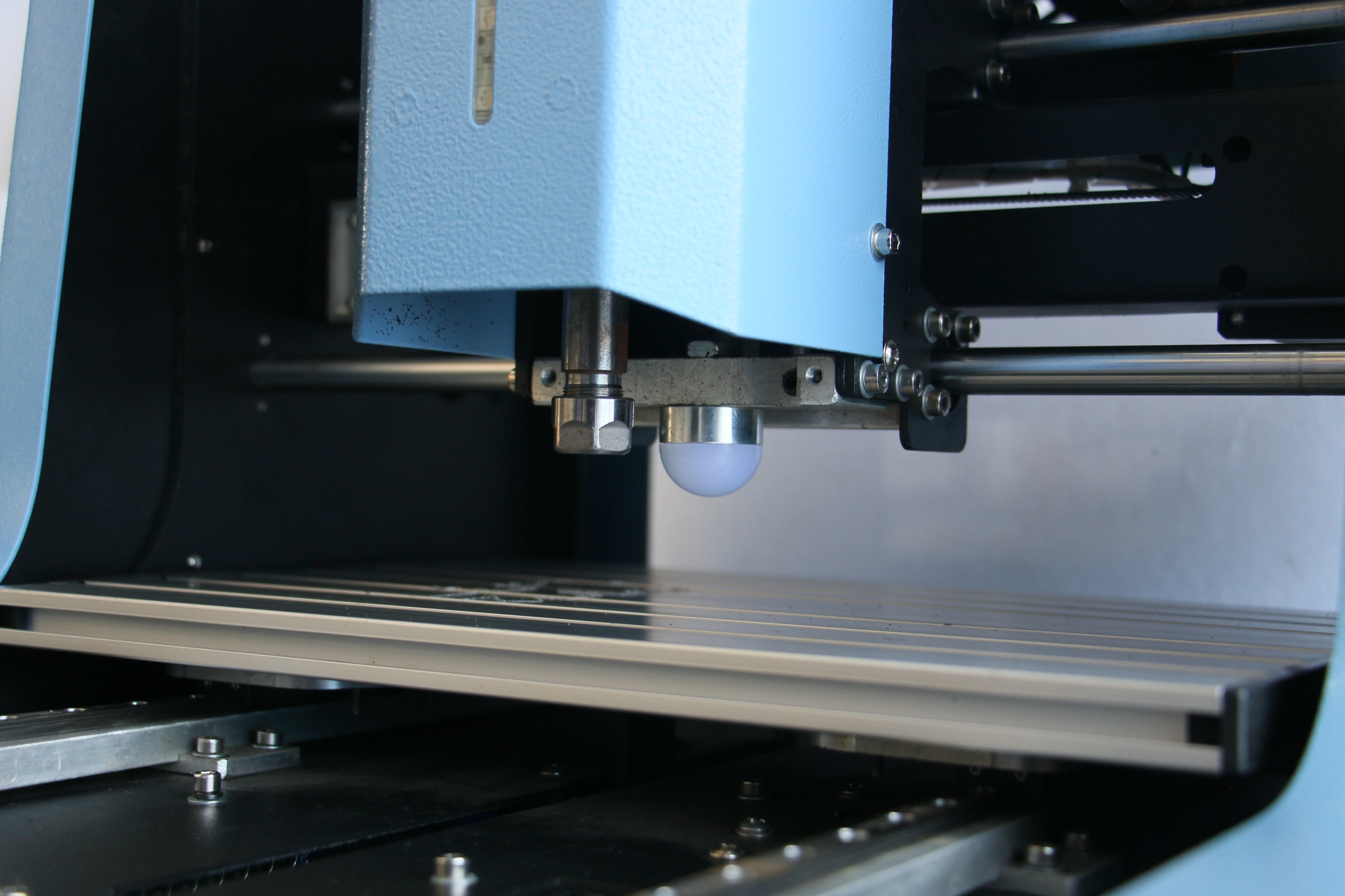 Homeuse Mini Desktop CNC Router Machine Advertising Teaching With March3 Control System