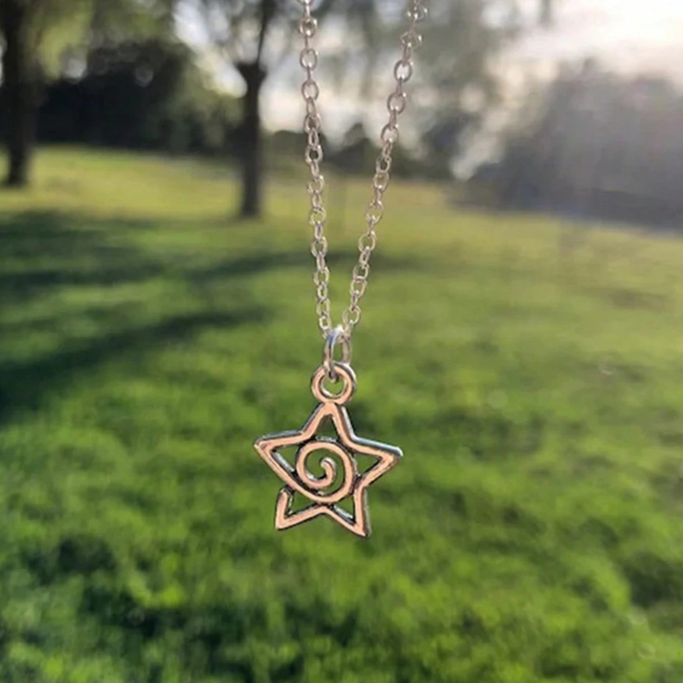 Collar con colgante de estrella de hidromasaje de plata Y2K, adecuado para regalos de joyería estética para mujer