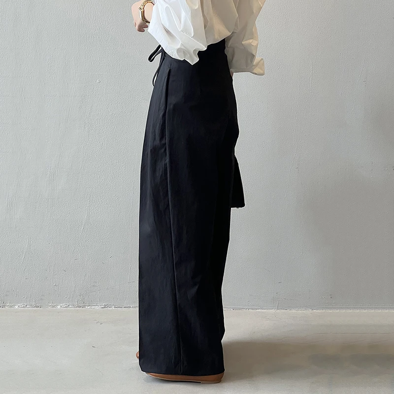 Stilvolle, hochwertige OL-asymmetrische, schräge Hose, weites Bein, hohe Taille, gerades Bein, lässige Schnür-Verbandshose