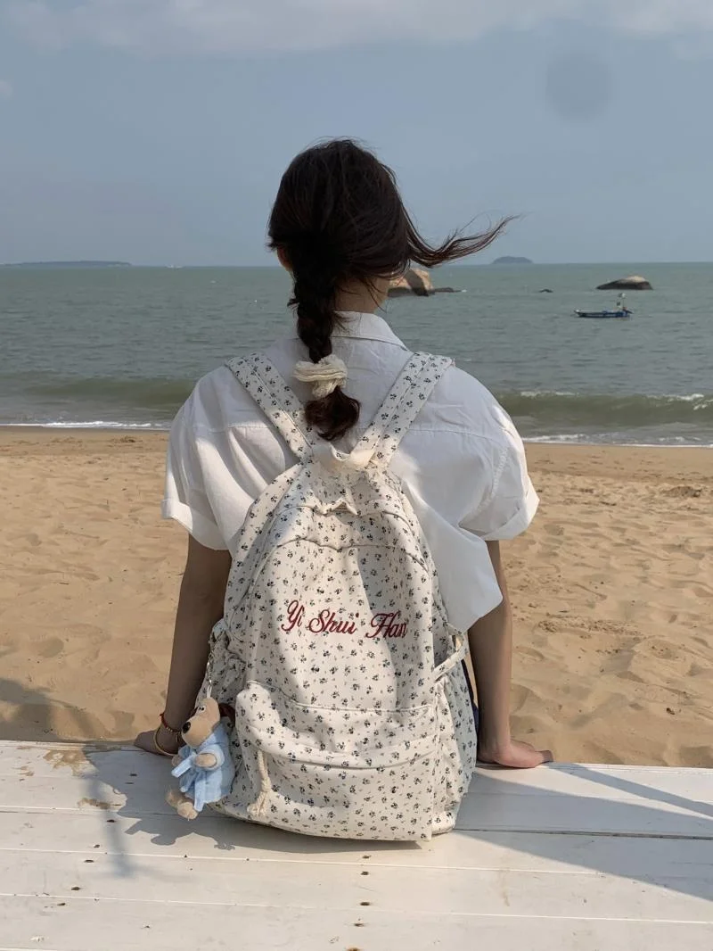 

Sweet Floral Embroidery Bapa Large Capaci School Bag for Girls Student Campus Bapa Polyester Material Summer 2024