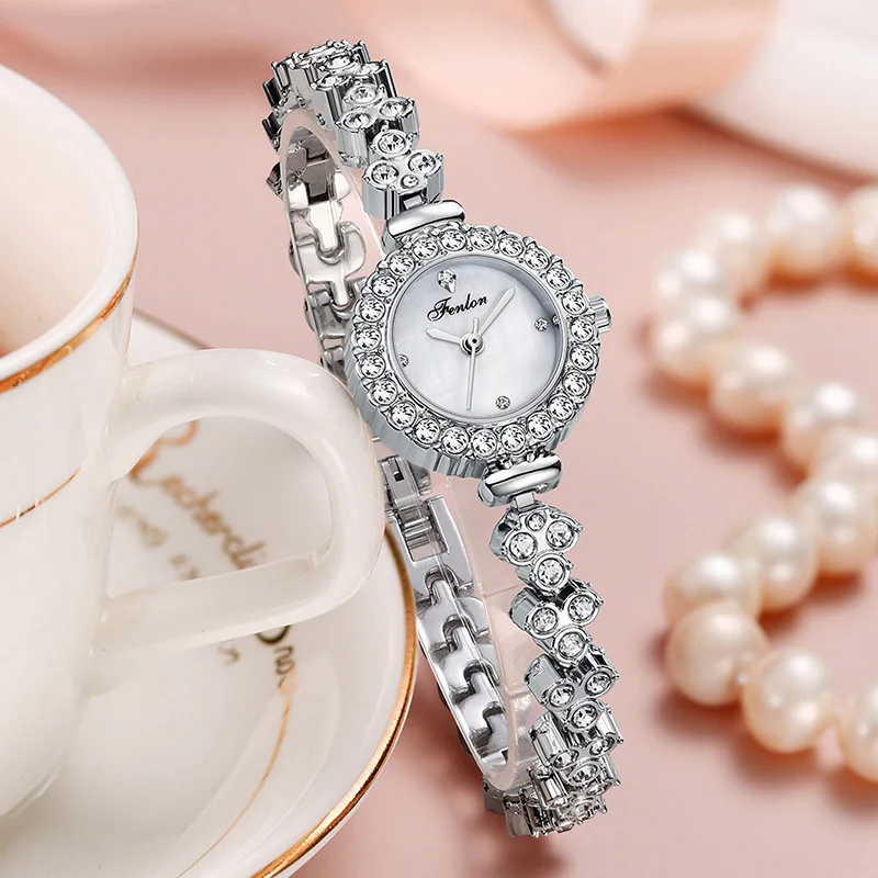 Quality Women Watch  Delicate Diamond Hand Clock Female Original Waterproof Luxury Brand Wristwatch 2024 Fishtail  Petal Strap