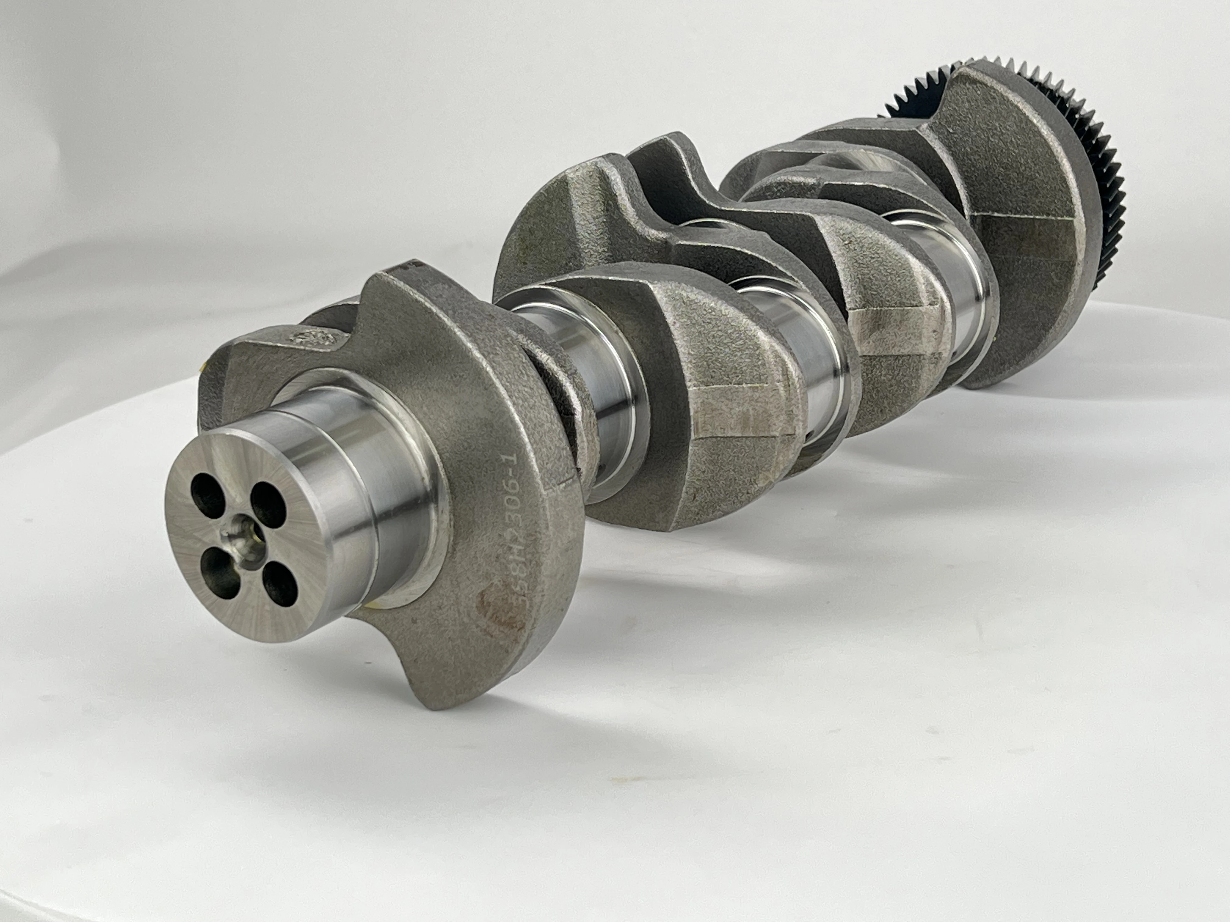 OM651 4web 6510302501 Crankshaft use for mer-d- ben- Engine E250 E300 C250 GLK250 CLS250 ML250 S250