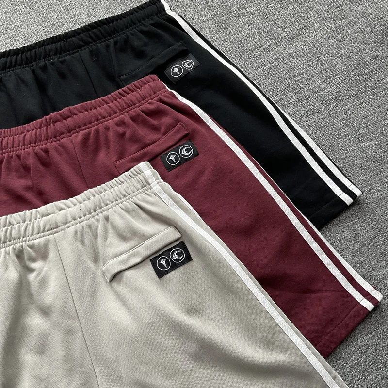 

Thug Club Sweatpants Shorts Daily Loose Street Hip Hop Classic Logo Drawstring Side Stripes Casual Shorts Pants Men Women