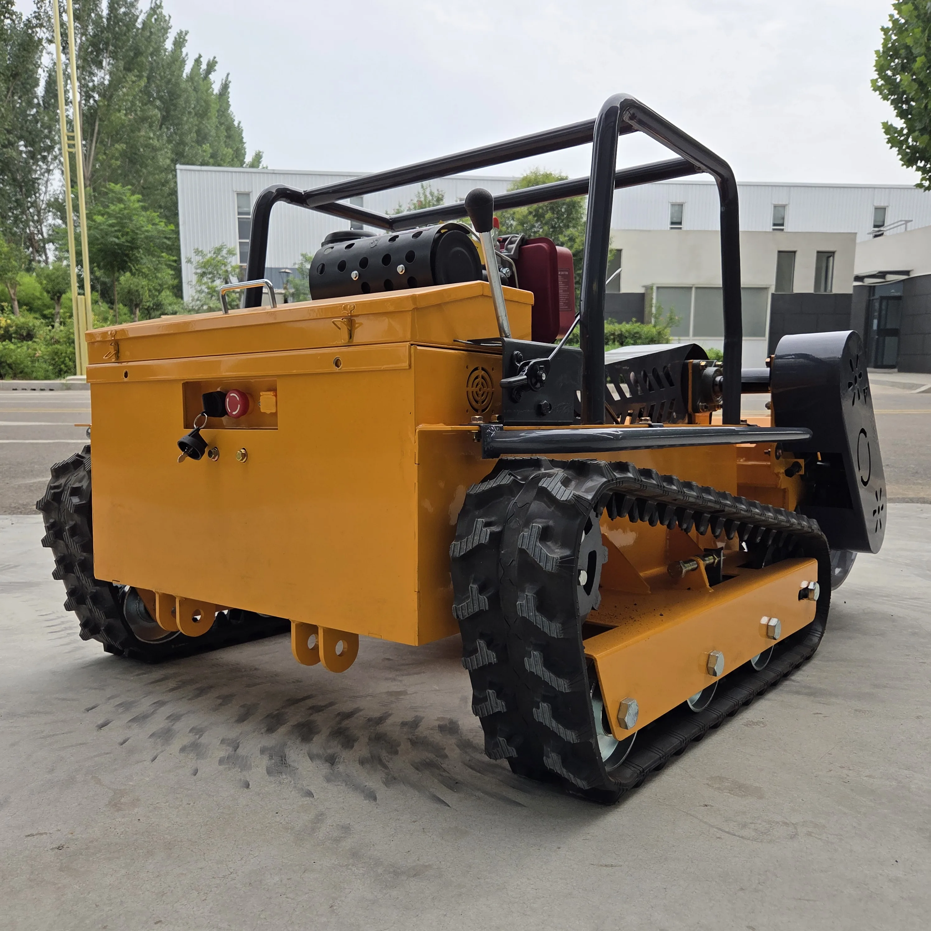 Medium-sizedCE EPACertified Diesel-Powered Remote Control Robot Flail Mower – All-Terrain, Agricultural Rubber, 500mm to 1200mm