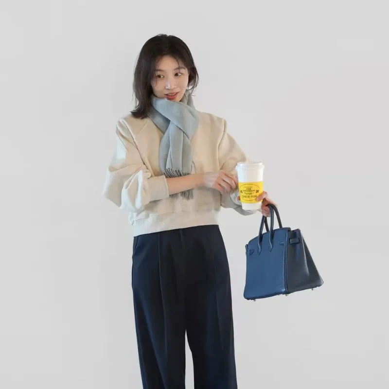 เสื้อสเวตเชิ้ตแขนยาวสีพื้นเรียบง่าย สไตล์ลำลอง ใส่ได้หลายโอกาส ทรงหลวม ใส่เป็นเสื้อตัวในได้ เหมาะสำหรับฤดูใบไม้ผลิและฤดูใบไม้ร่วง