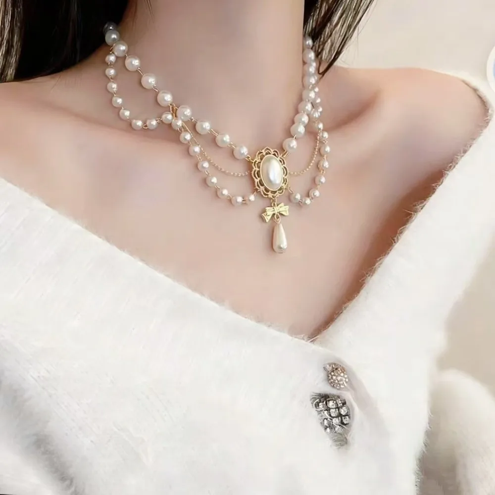 Double Layer Baroque Pearl Choker Necklace Bowknot Pendant Beaded Imitation Pearl Necklace Palace Style