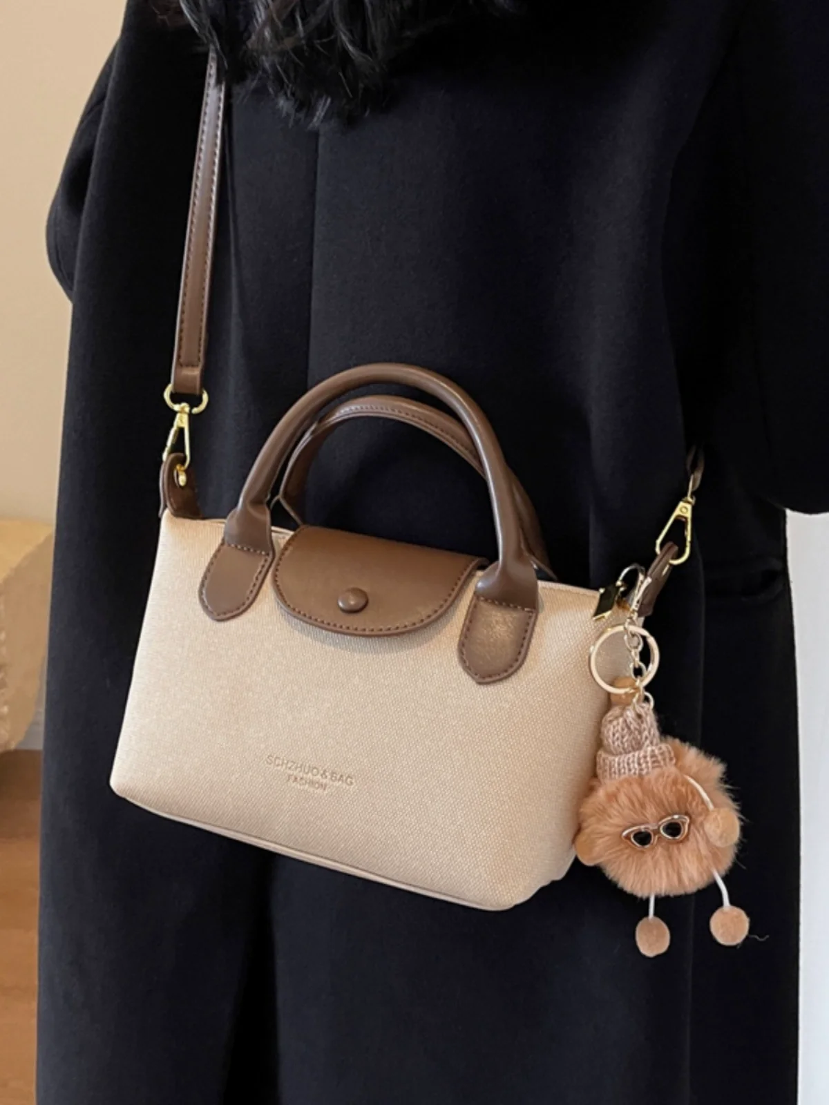 

Fashion Commuting bag for women 2025 New Dragon Shoulder Crossbody Bag Small Handbag and Purse Ladies Hand-held Dumpling Bag