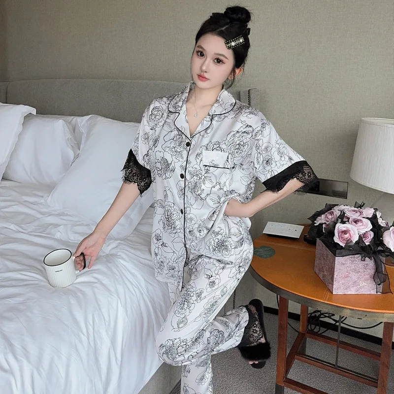 Ice Silk Pajamas for Women in Spring and Summer, New Lace Trim Sweet Flowers High-end Short Sleeved Home Clothes Fashion Pajamas