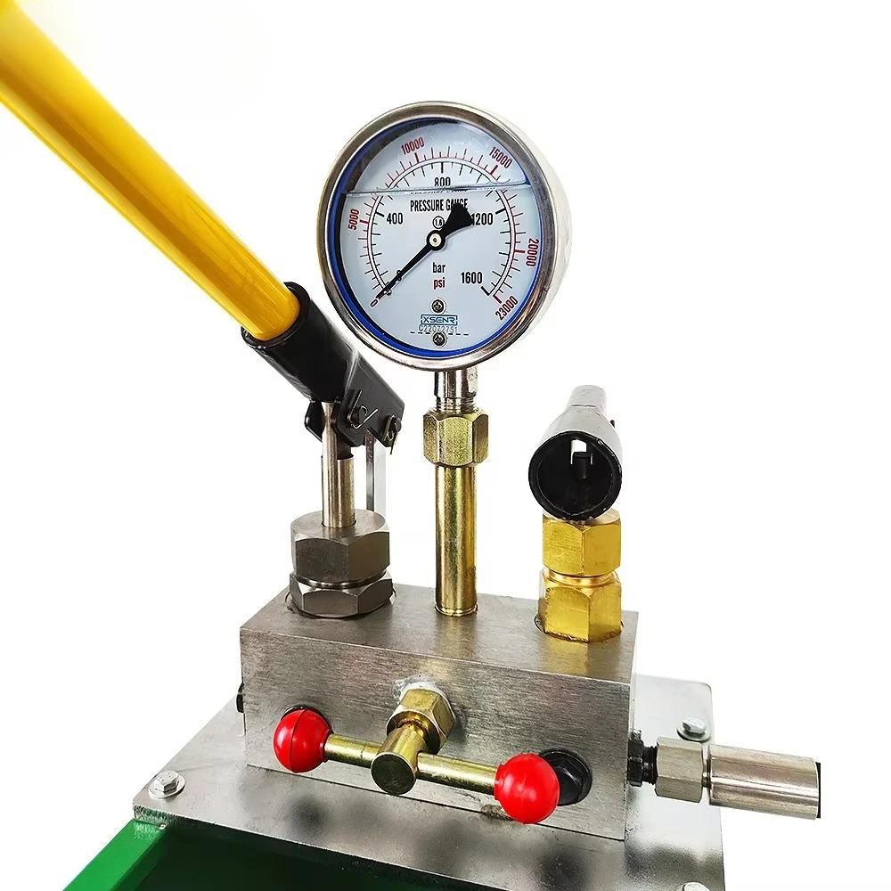 2DSY-100  Two Stage Manual Pressure Test Pump 1000Bar