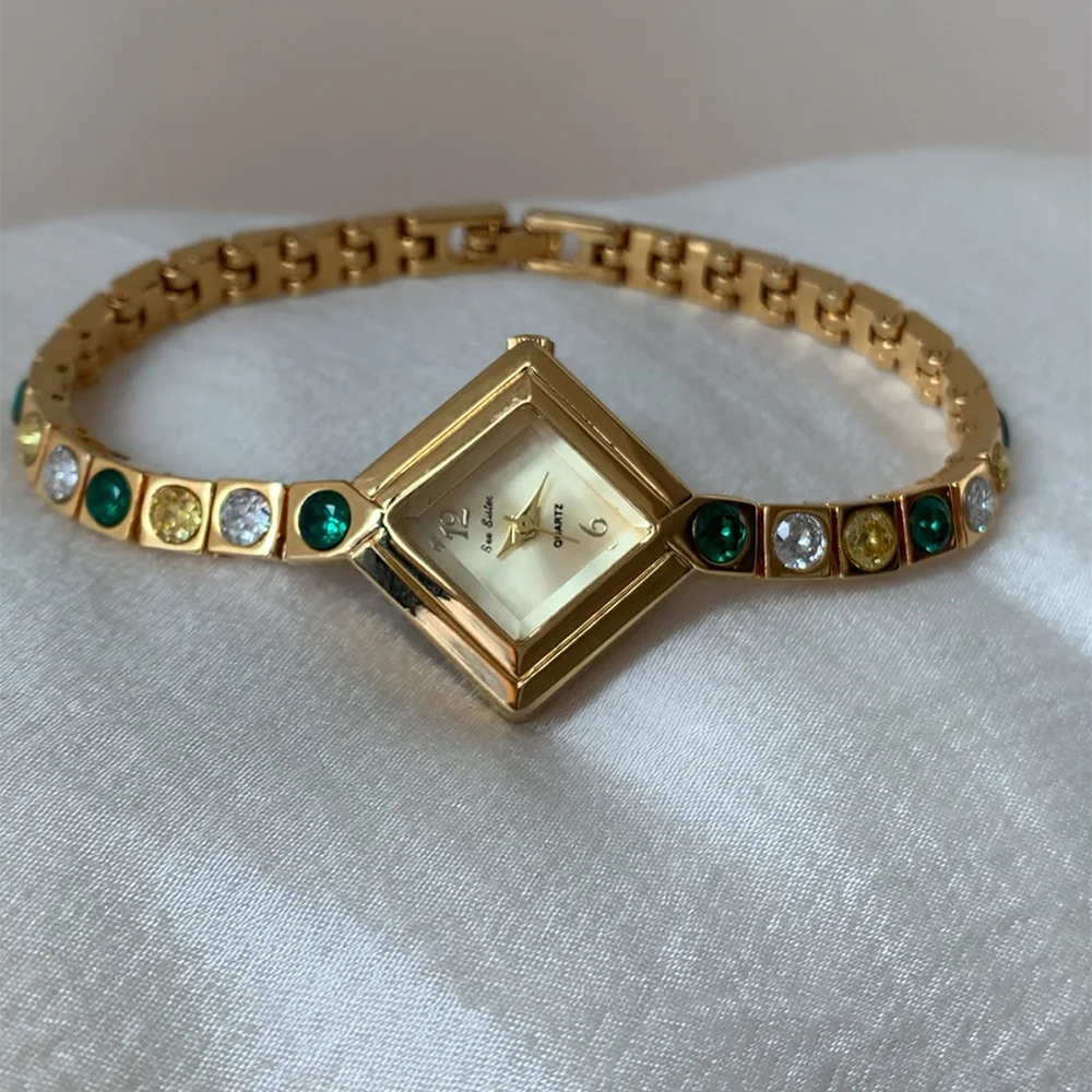 高級ヴィンテージ女性の腕時計グラデーションダイヤモンドジュエリーブレスレットアンティークスプリンググリーン防水レディース時計腕時計ギフト