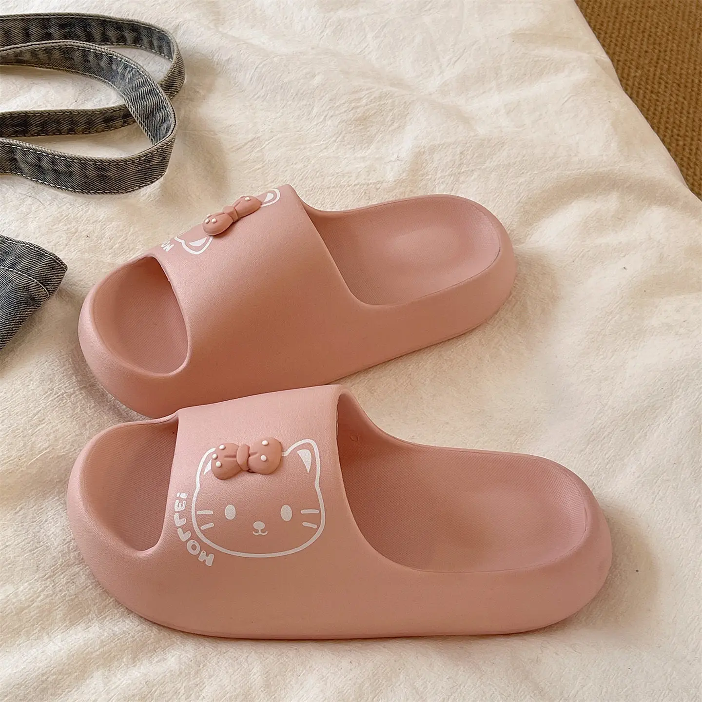 

Cute Hello Kitty Women's Cool Slippers Summer Sanrios Eva Ins Indoor Leisure Girl Cute Anti Slip Beach Thick Sole Cool Slippers