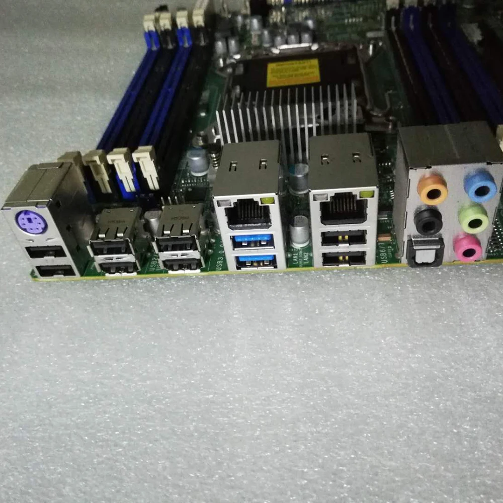 X9SRA LGA2011 single workstation motherboard supports 2600V2