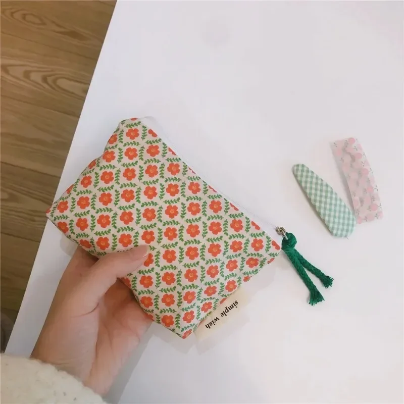 Fashion Floral Canvas Coin Purse Women Mini Storage Bag Zipper Small Napkin Sanitary Pad Pouch Cosmetic Make Up Bag Organizer