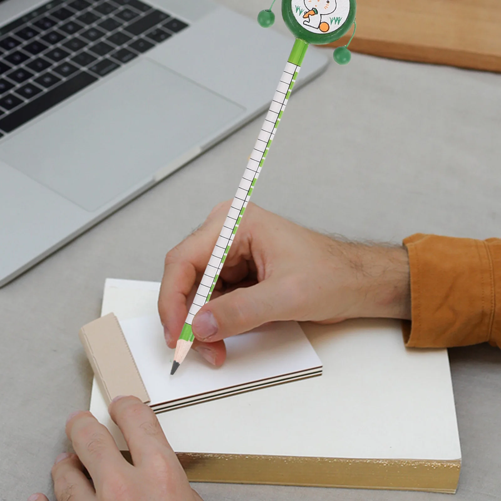 12 шт. деревянные погремушки, ветряная мельница, карандаш, забавные детские карандаши с животными, день рождения для студентов, милый объемный малыш