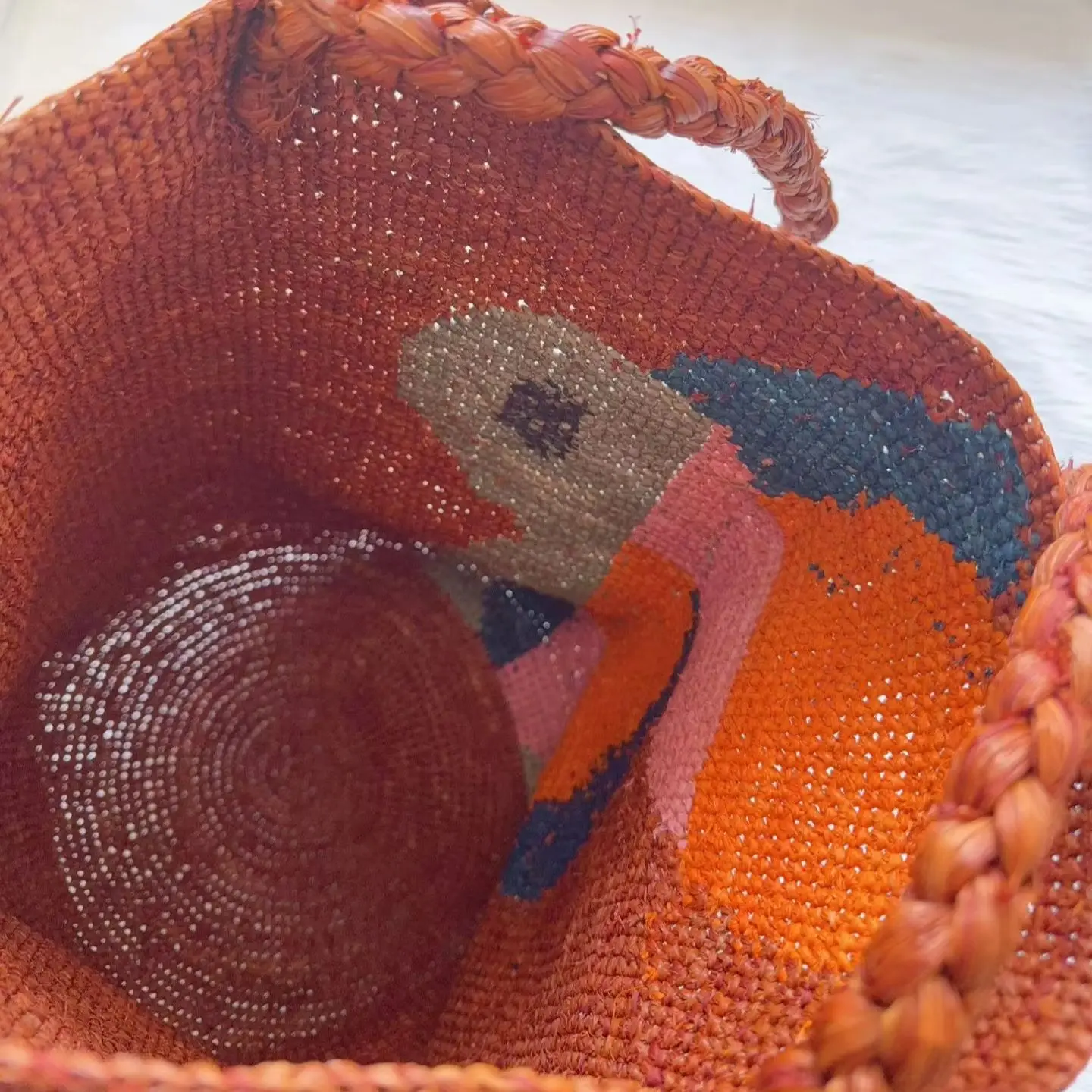 Handmade Crocheted Raffia Bucket Bag Colorful Vintage Large Capacity Open Closure Rabbit Decoration Portable Straw Bag for Summe