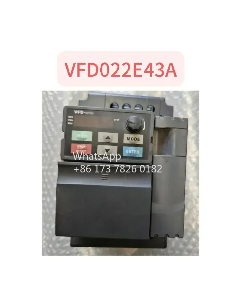 Used frequency converter 2.2kw three phase input VFD022E43A test OK,Spot