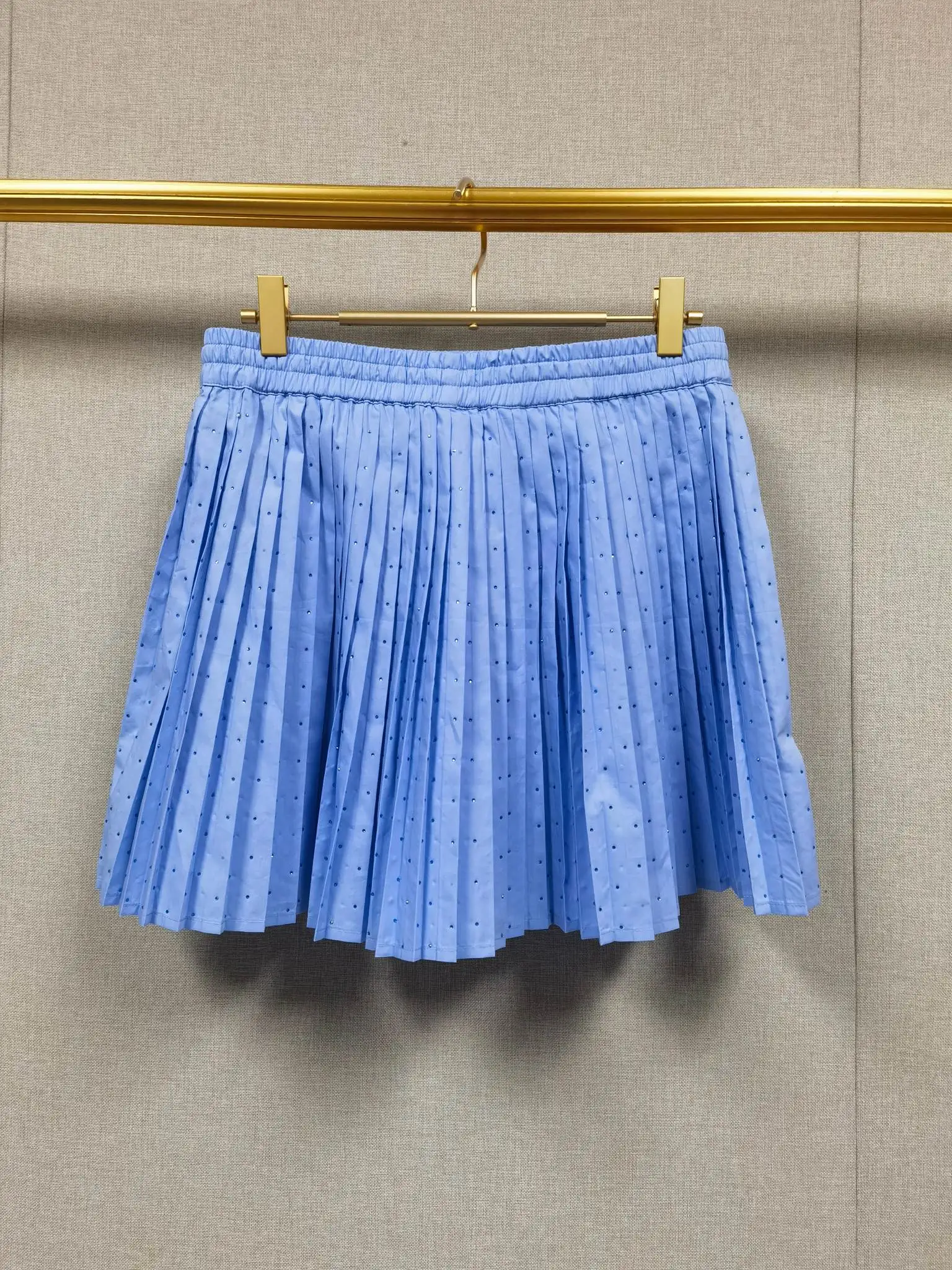 

Rhinestone Embellished Set Women's Ruffle V-Neck Tie Sleeveless Top + Drawstring Elastic Waist Pleated Skirt