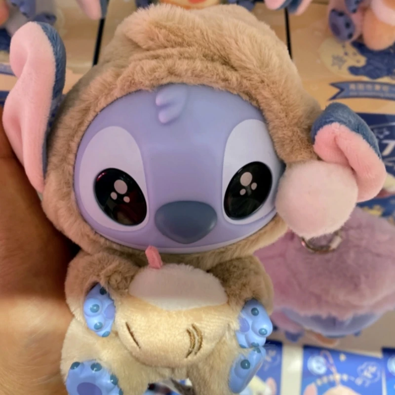 ในสต็อก Disney Stitch Eat Some Thing Before Sleep Series ไวนิลกล่องตาบอดกระเป๋าจี้ตุ๊กตาน่ารัก Mystery Box ของเล่นผู้ใหญ่ของขวัญ