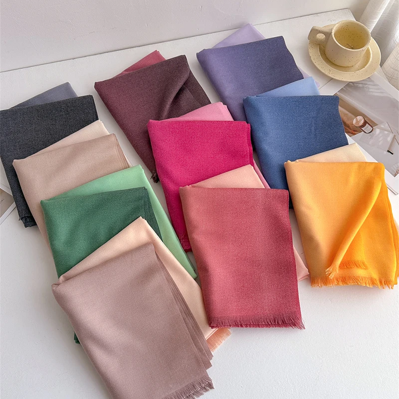 高級冬カシミヤスカーフ女性グラデーションハンカチ暖かいパシュミナ女性ショールタッセルラップソフトパレオブファンダスカーフストール