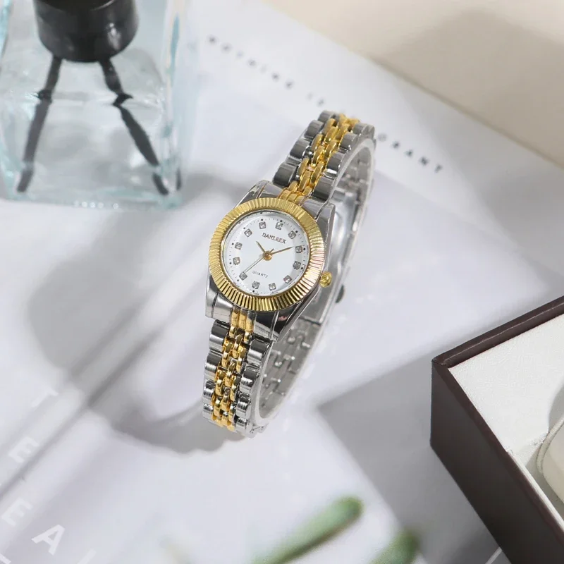 2pcs Couple Watch High End Fashion Simplicity Fashion Pair Watch Steel Band Men's and Women's Quartz Couple Watch