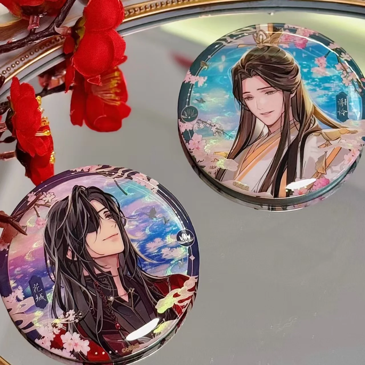 

Anime Badge Blind Box Hua Cheng Xie Lian Heaven Official's Blessing TGCF Glimmering Dream Pin Collectible Accessory for Fans