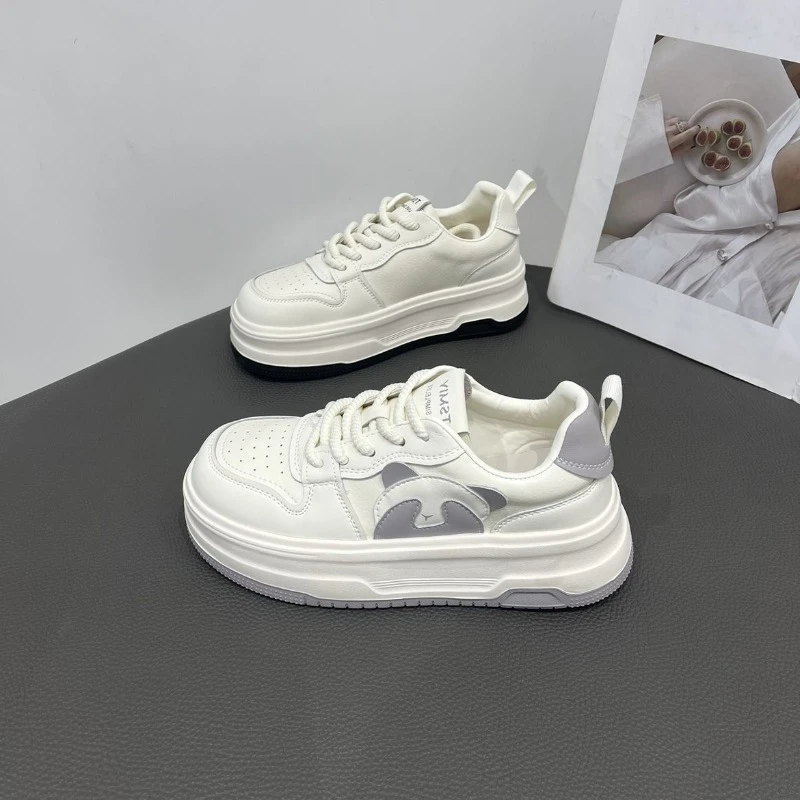 White chunky sneaker women 2024 spring sport shoes platform trainers woman fashion casual pu leather shoes cute panda sneaker