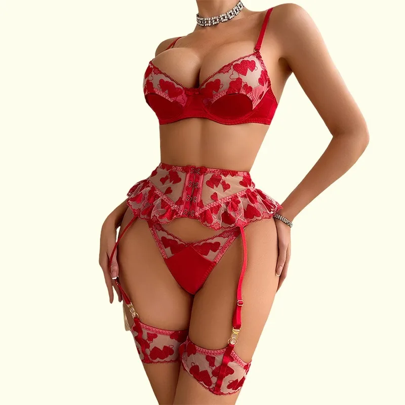

Toucheart Erotic Lingerie Fashionable Love Embroidered Hollow Splicing Waistband Skirt Hem Shaping Women Sexy Underwear Hot Set