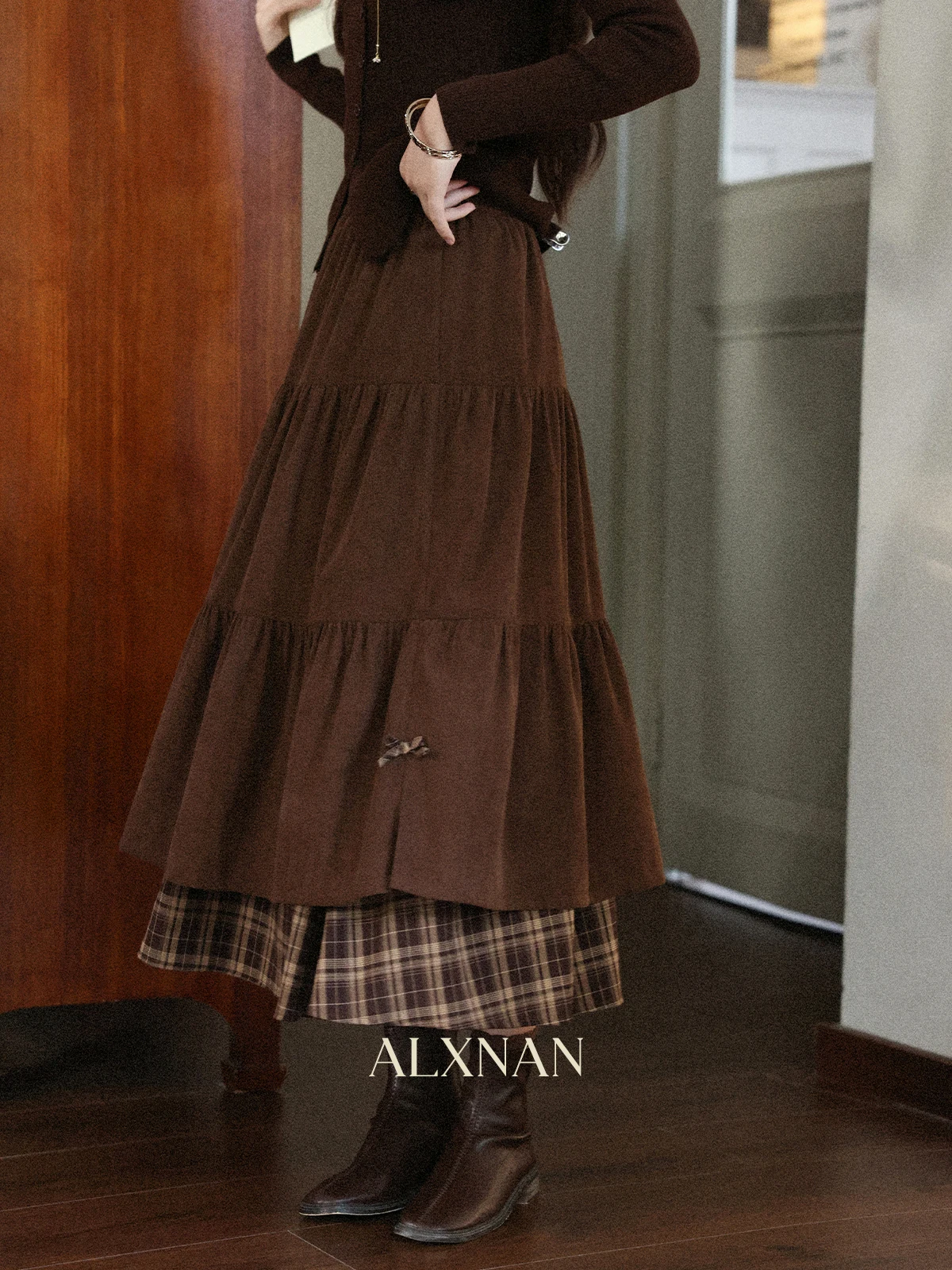 ALXNAN براون منقوشة المرقعة تنورة الخريف طويلة ألف خط المرأة كعكة التنانير موضة خمر مرونة الخصر القوس شق الملابس L57227