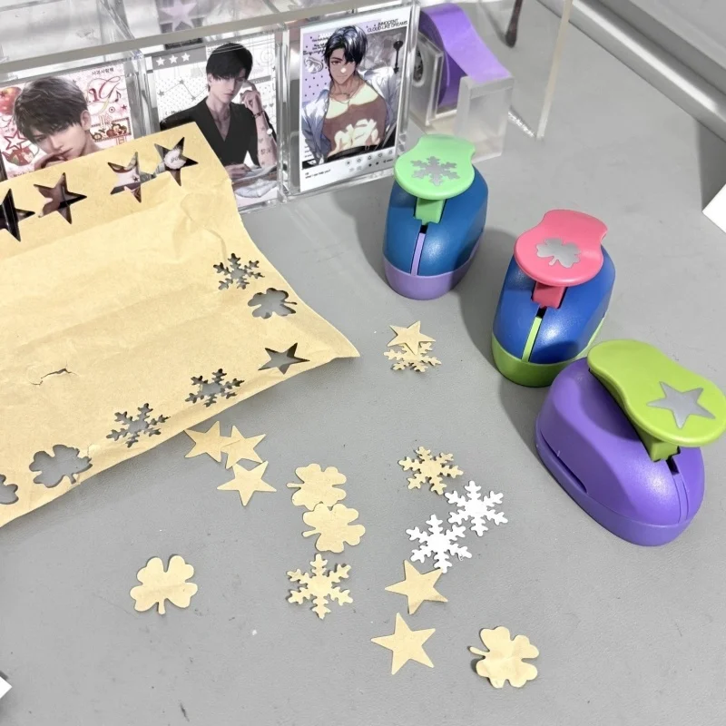 Perforateur de noël 2.5cm, bricolage avec gaufrage et découpe pour décoration d'album, décoration de carte-cadeau et création d'albums