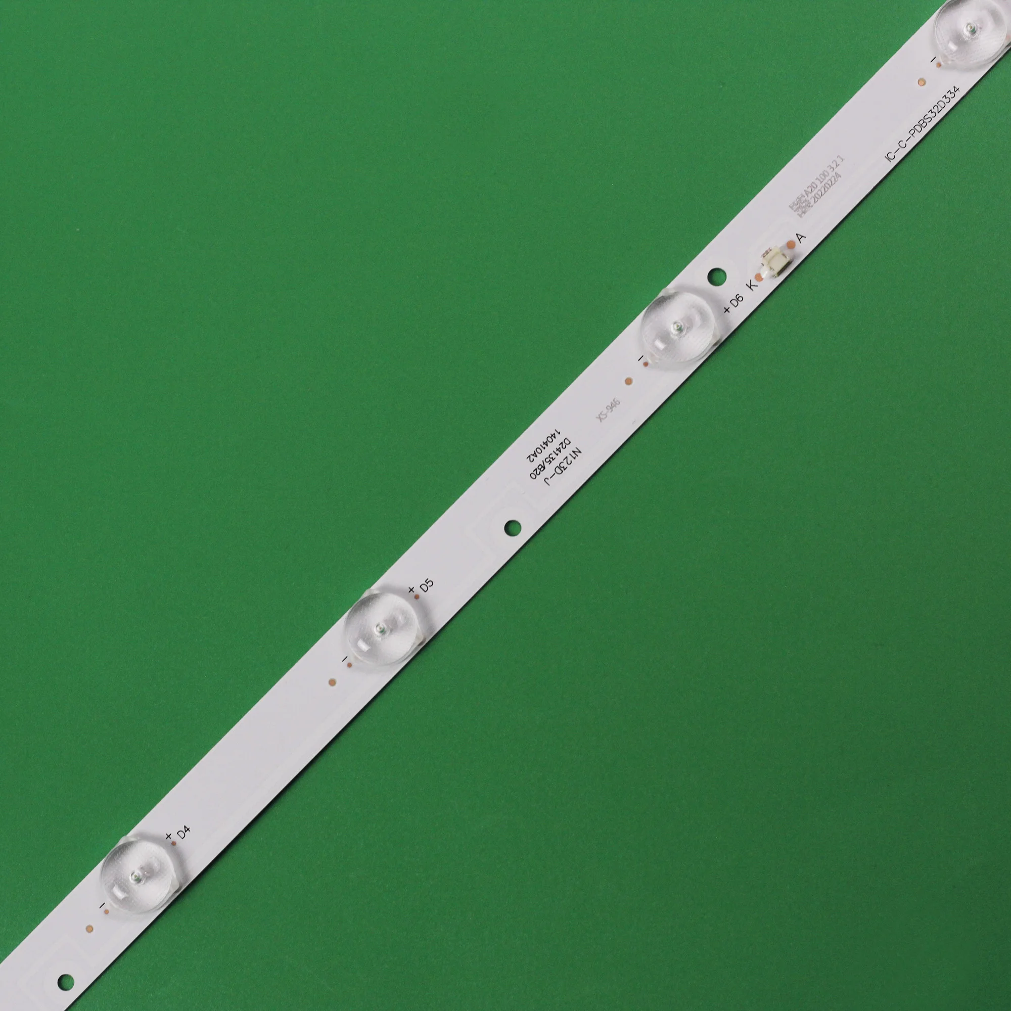 Striscia di retroilluminazione a LED 8 lampade ZDJK315D08-ZC14F-04 OY315D08-ZC14F-02 IC-C-PDBS32D334 303JK315034 per TCL LE32D51A L32W3212 LE32D31S