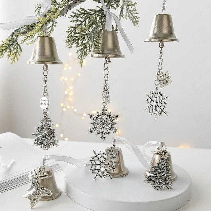 Christmas wrought iron retro bell pendant Christmas snowflake deer head ringing bell Christmas tree DIY ornament