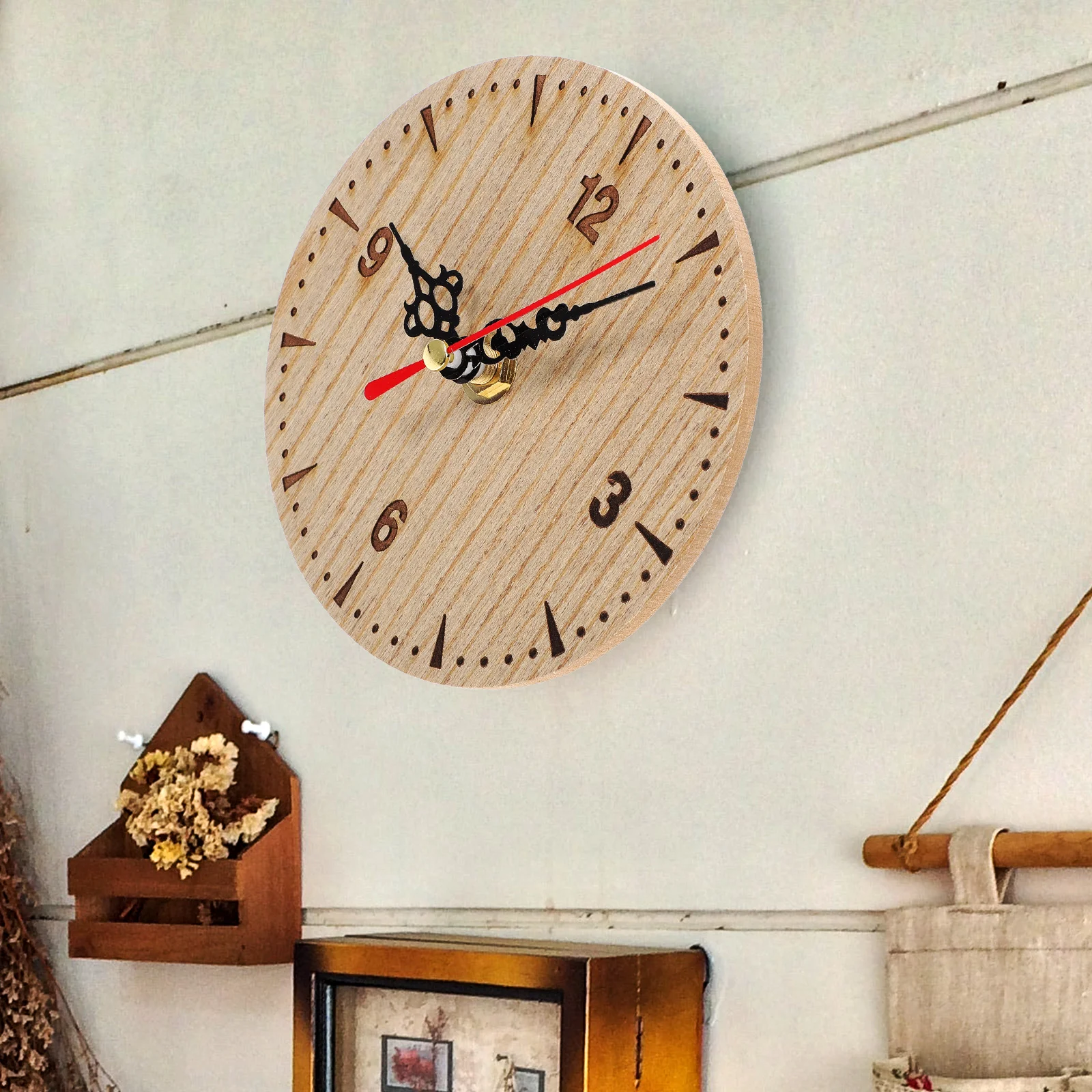 

Retro Wall Clock Vintage Round Metal Clocks for Home Decor Living Room Office Non Ticking Mute Hanging Bedroom Wooden Clock