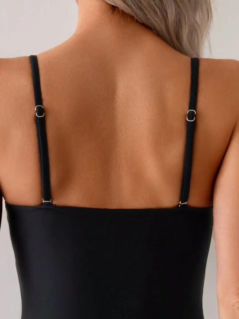 بدلة سباحة نسائية قطعة واحدة بحمالات رفيعة سوداء موديل 2026 مع فيونكة مونوكيني مثير للعطلات الصيفية سترة علوية #5