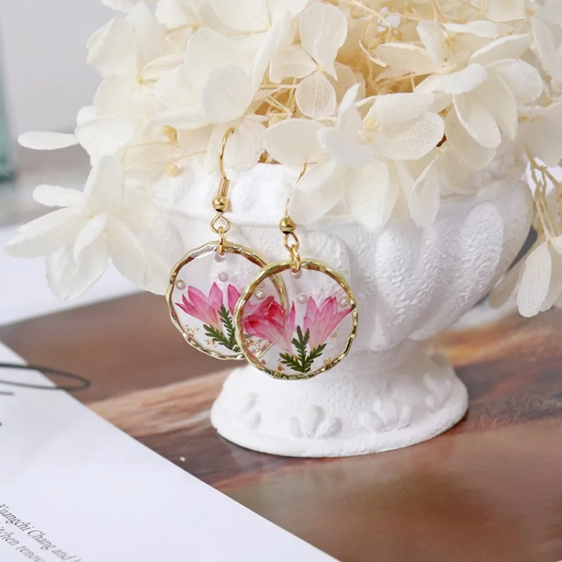 Handmaking Pressed Flower Earring Colorful Natural Flower Earring Wholesale Epoxy Resin Dried Flower Earring Custom Accessories