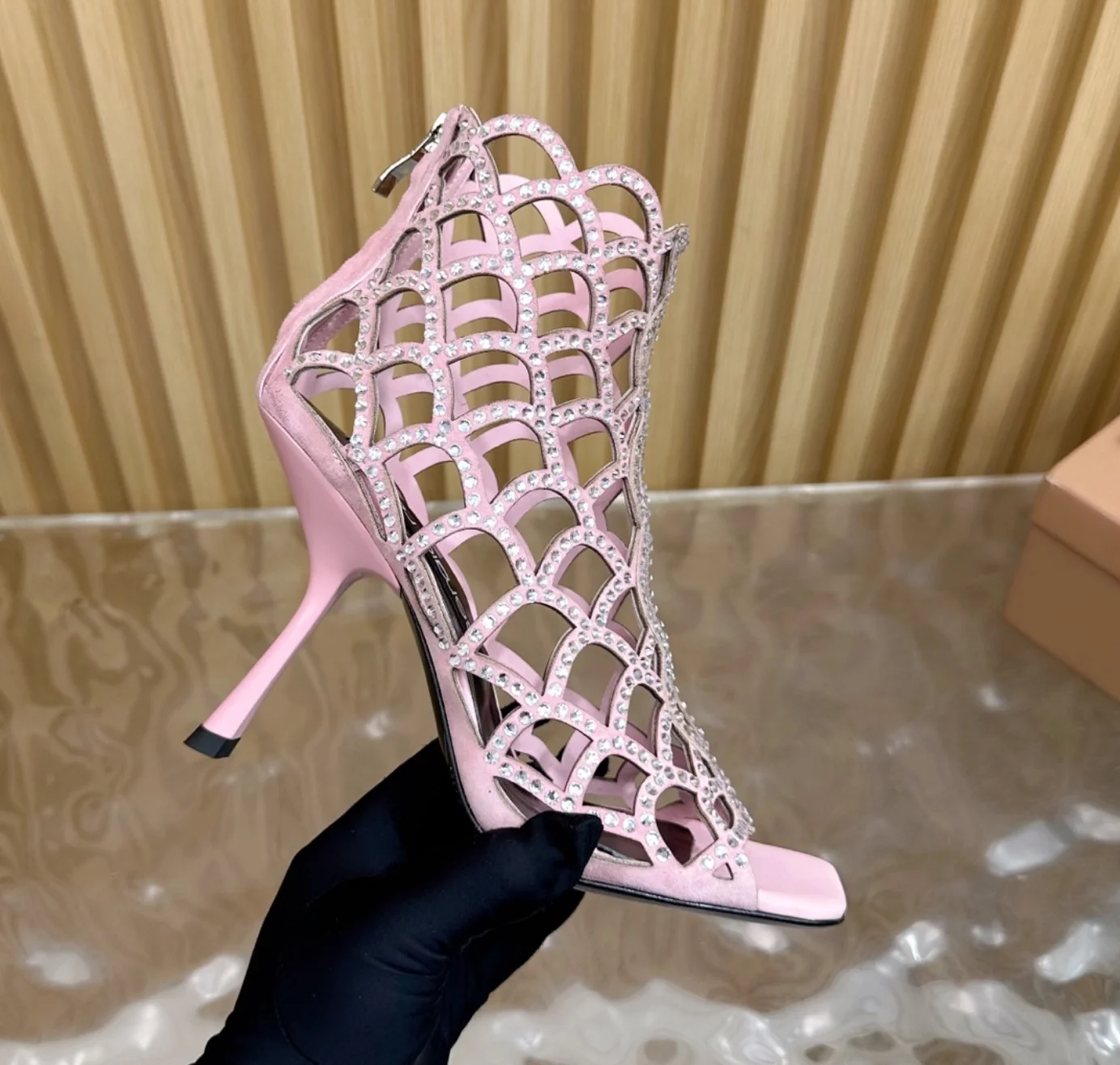 

Сексуальные летние ботильоны с кристаллами и сеткой с открытым носком, черные/шампанское, блестящие сандалии на высоком каблуке, ботильоны, роскошная дизайнерская обувь для вечеринок