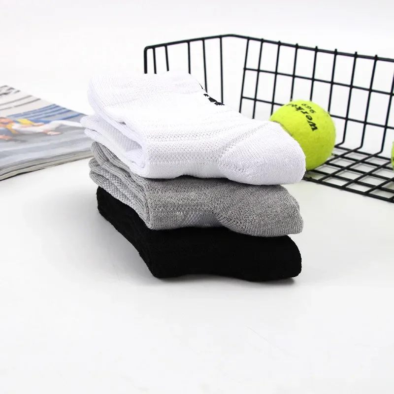 men sports socks badminton running outdoor elite socks brushed sweat absorbing anti-skid basketball socks happy funny hot sell