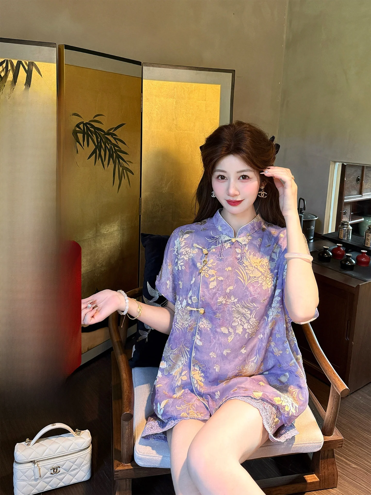 

Новый комплект из шелковых шорт и топа Nai Quali Purple Mist для женщин, в китайском стиле, весна-лето, маленький размер, элегантный, национальный дизайн.