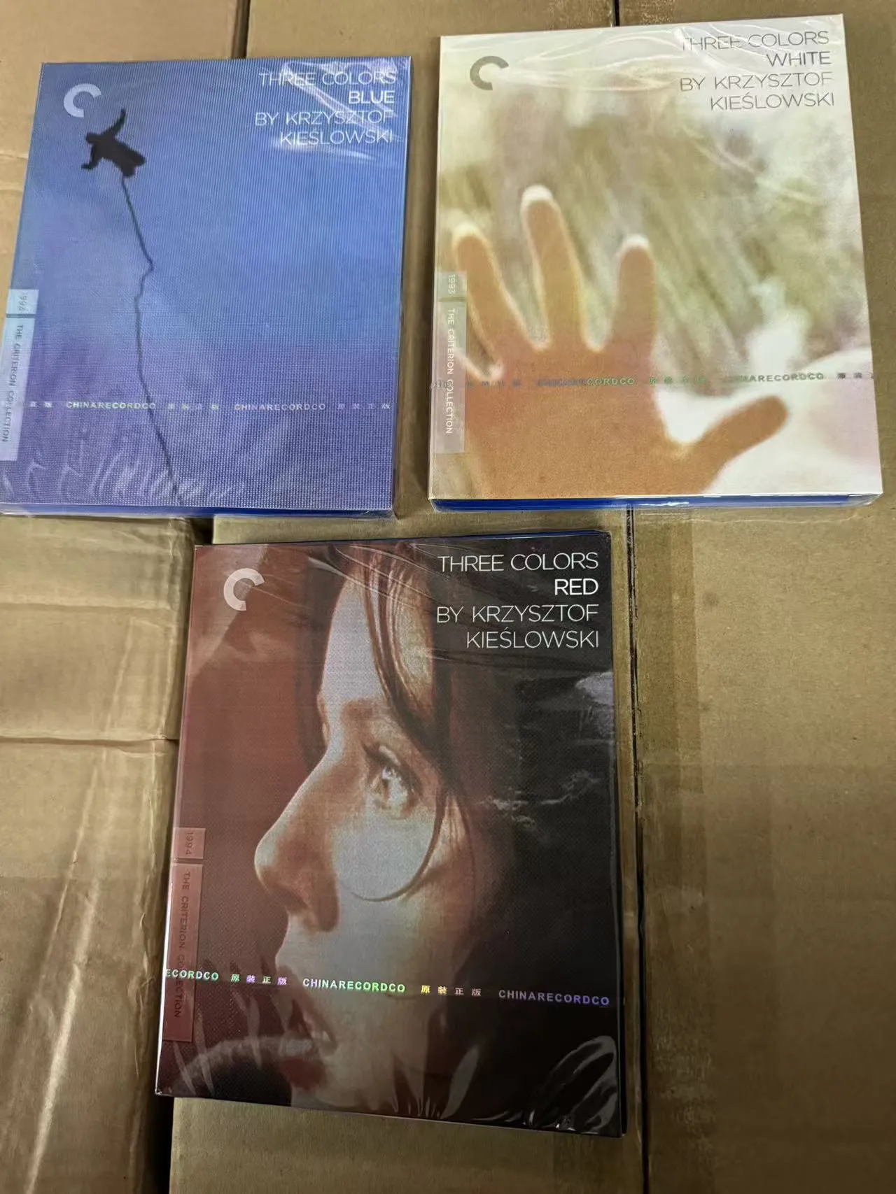 

Blu-ray диск: Трилогия «Три цвета» (синий + белый + красный) — бокс-сет